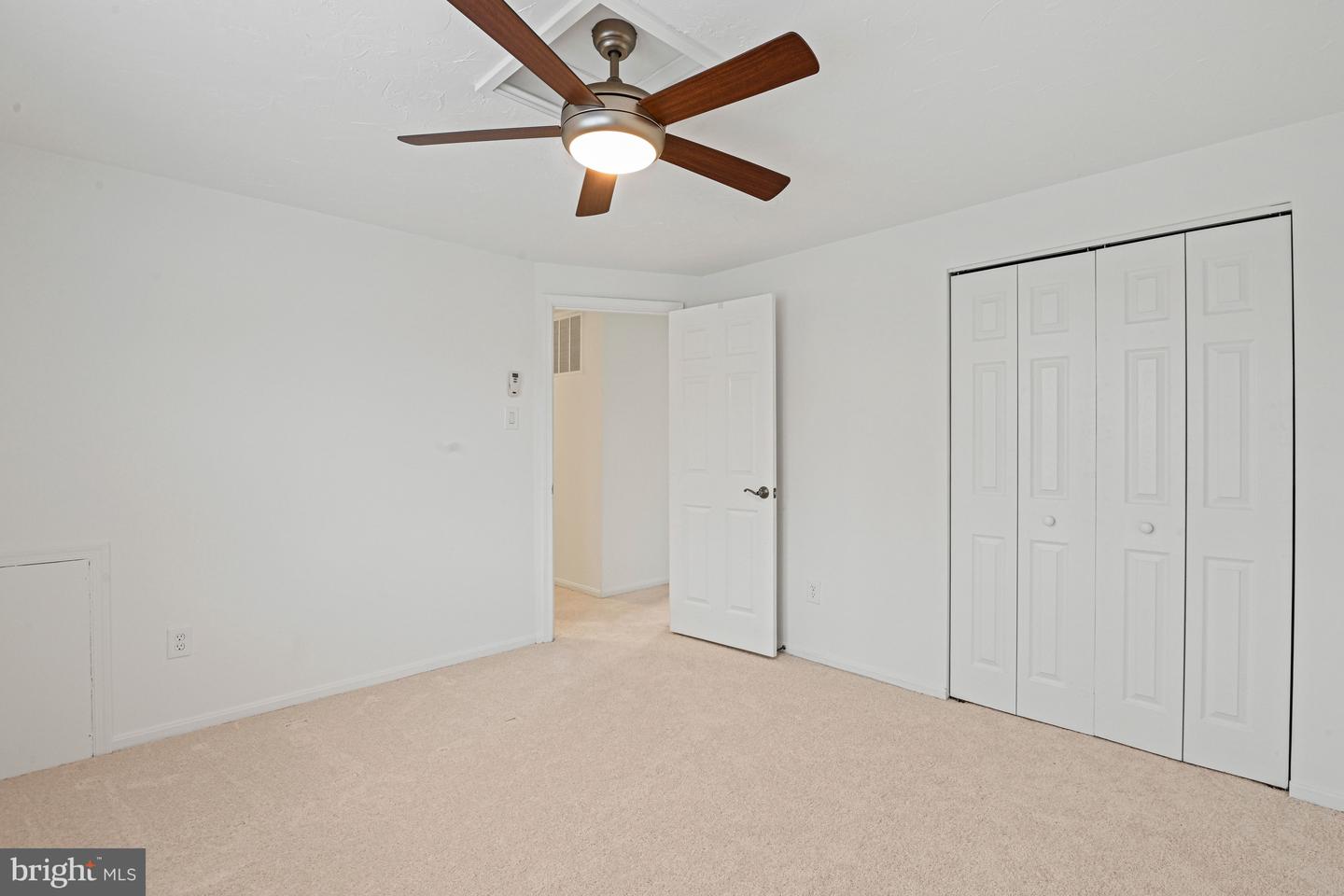 12815 BRIERY RIVER TER, HERNDON, Virginia 20170, 4 Bedrooms Bedrooms, 7 Rooms Rooms,2 BathroomsBathrooms,Residential,For sale,12815 BRIERY RIVER TER,VAFX2287686 MLS # VAFX2287686 12815 BRIERY RIVER TER, HERNDON, Virginia 20170, 4 Bedrooms Bedrooms, 7 Rooms Rooms,2 BathroomsBathrooms,Residential,For sale,12815 BRIERY RIVER TER,VAFX2287686 MLS # VAFX2287686