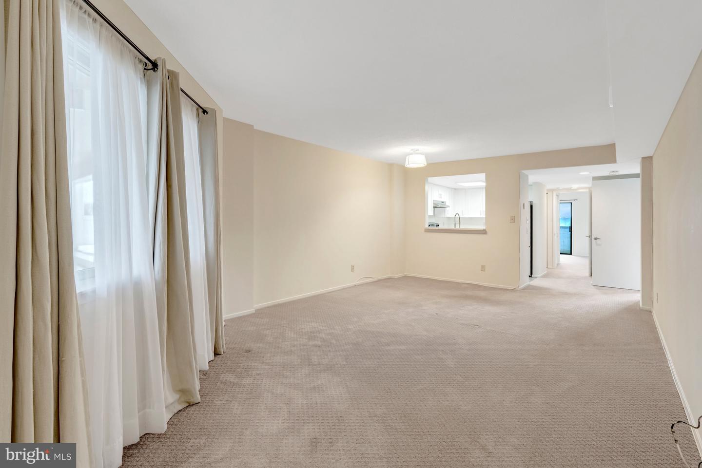 1951 SAGEWOOD LN #619, RESTON, Virginia 20191, 2 Bedrooms Bedrooms, ,2 BathroomsBathrooms,Residential,For sale,1951 SAGEWOOD LN #619,VAFX2287710 MLS # VAFX2287710