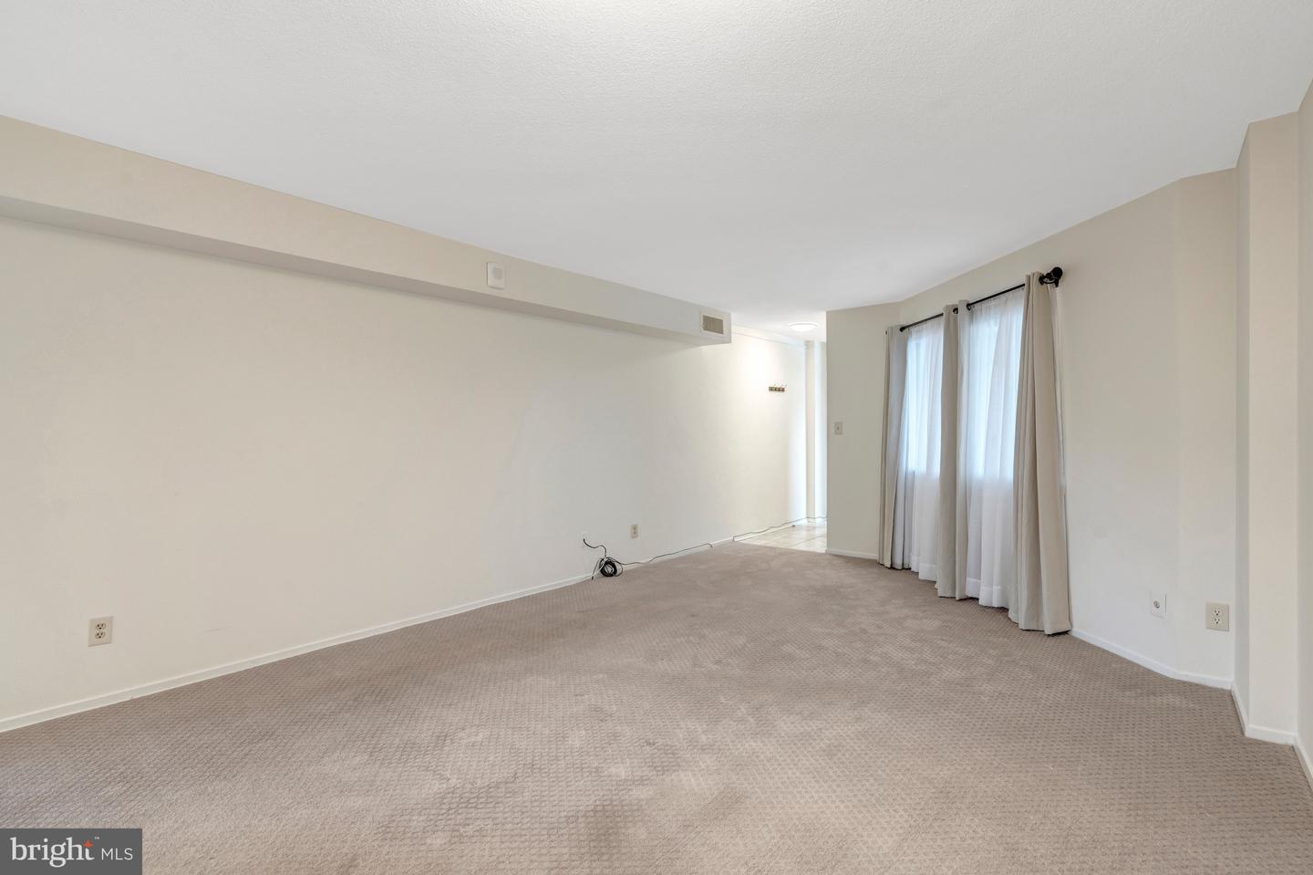 1951 SAGEWOOD LN #619, RESTON, Virginia 20191, 2 Bedrooms Bedrooms, ,2 BathroomsBathrooms,Residential,For sale,1951 SAGEWOOD LN #619,VAFX2287710 MLS # VAFX2287710