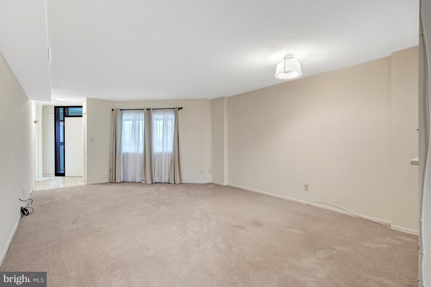 1951 SAGEWOOD LN #619, RESTON, Virginia 20191, 2 Bedrooms Bedrooms, ,2 BathroomsBathrooms,Residential,For sale,1951 SAGEWOOD LN #619,VAFX2287710 MLS # VAFX2287710