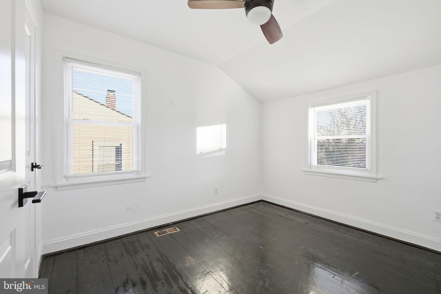 5205 JAY ST NE, WASHINGTON, District Of Columbia 20019, 3 Bedrooms Bedrooms, 5 Rooms Rooms,2 BathroomsBathrooms,Residential,For sale,5205 JAY ST NE,DCDC2243066 MLS # DCDC2243066