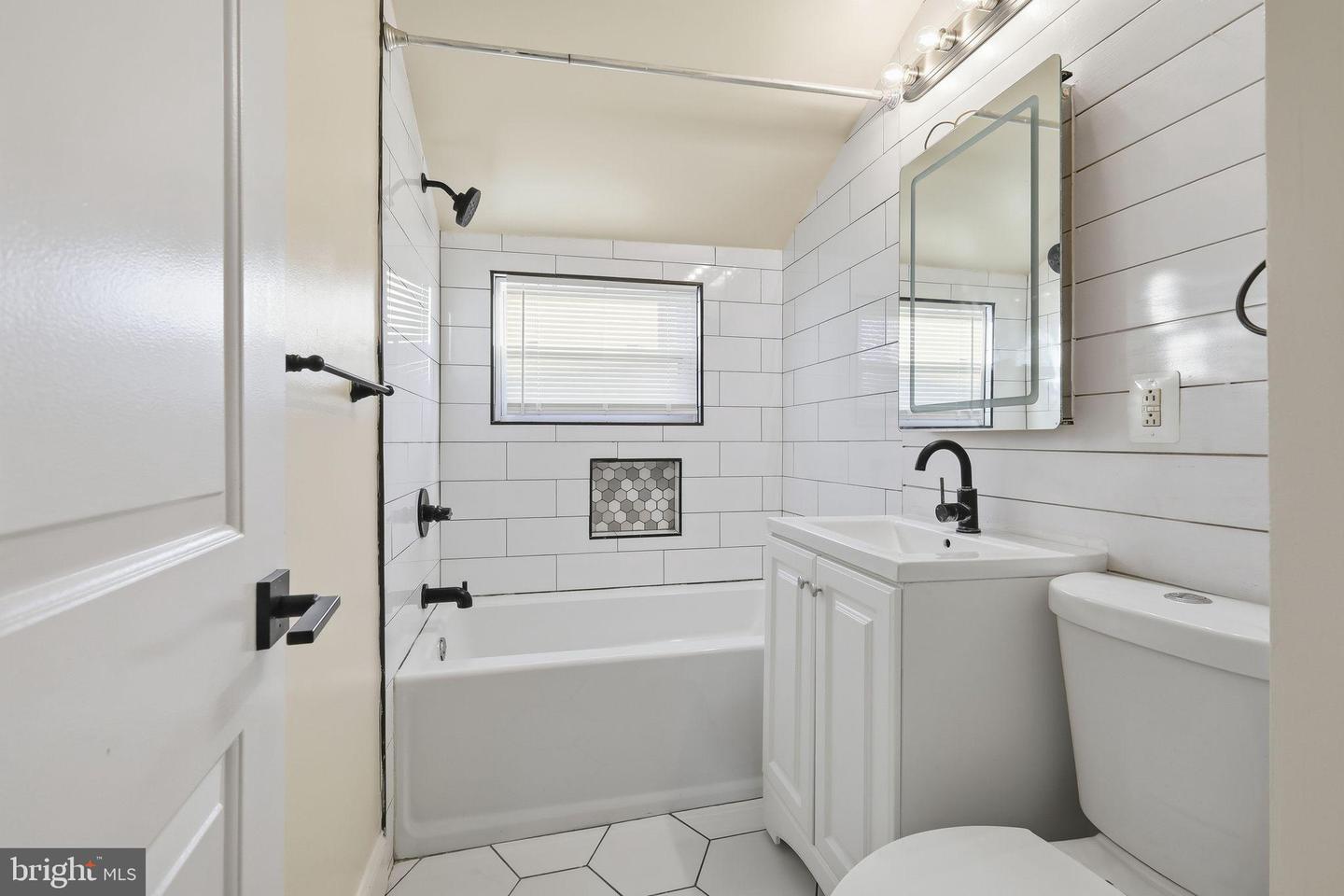 5205 JAY ST NE, WASHINGTON, District Of Columbia 20019, 3 Bedrooms Bedrooms, 5 Rooms Rooms,2 BathroomsBathrooms,Residential,For sale,5205 JAY ST NE,DCDC2243066 MLS # DCDC2243066