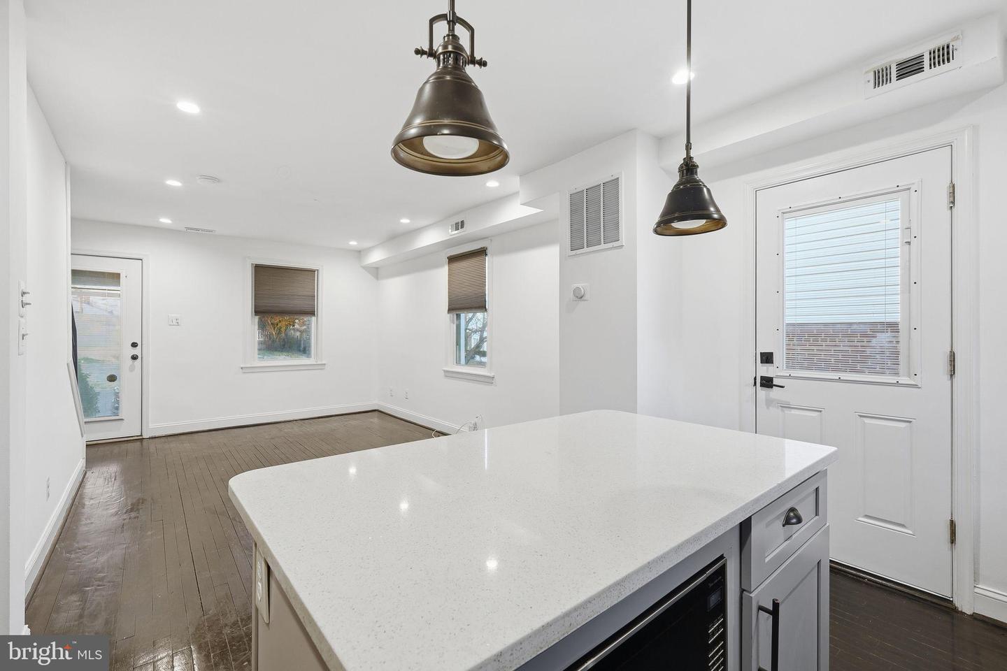 5205 JAY ST NE, WASHINGTON, District Of Columbia 20019, 3 Bedrooms Bedrooms, 5 Rooms Rooms,2 BathroomsBathrooms,Residential,For sale,5205 JAY ST NE,DCDC2243066 MLS # DCDC2243066