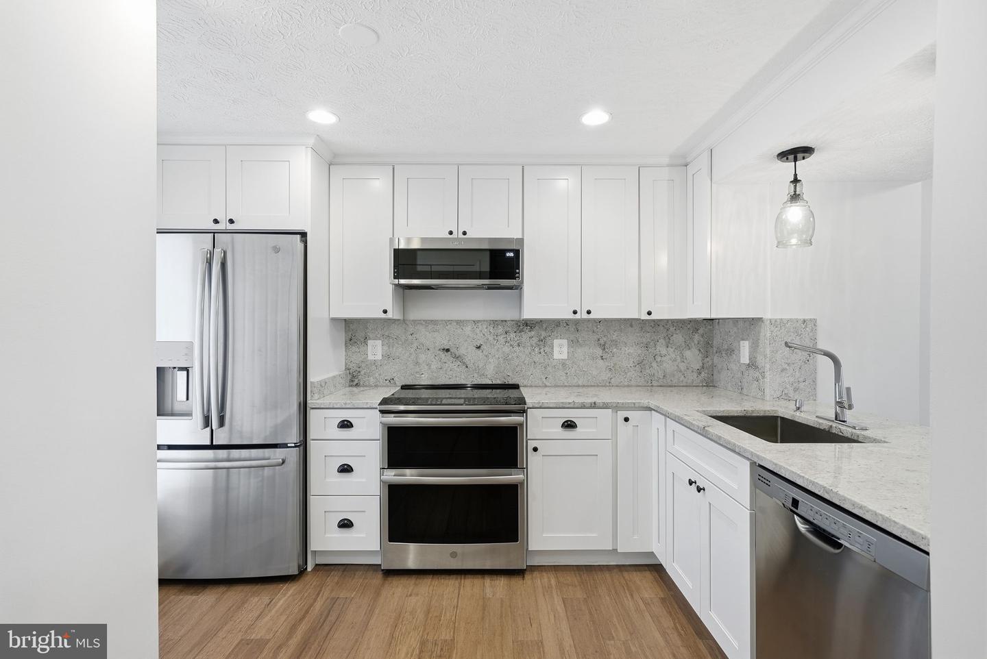 1669 POPLAR GROVE DR, RESTON, Virginia 20194, 2 Bedrooms Bedrooms, ,1 BathroomBathrooms,Residential,For sale,1669 POPLAR GROVE DR,VAFX2287486 MLS # VAFX2287486