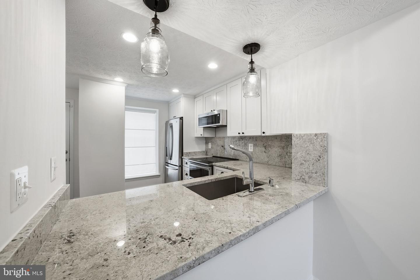 1669 POPLAR GROVE DR, RESTON, Virginia 20194, 2 Bedrooms Bedrooms, ,1 BathroomBathrooms,Residential,For sale,1669 POPLAR GROVE DR,VAFX2287486 MLS # VAFX2287486