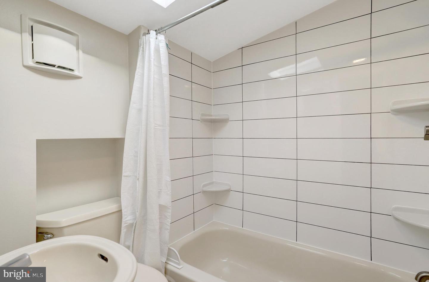 6070 WOOTEN DR, FALLS CHURCH, Virginia 22044, 3 Bedrooms Bedrooms, ,3 BathroomsBathrooms,Residential,For sale,6070 WOOTEN DR,VAFX2287604 MLS # VAFX2287604 6070 WOOTEN DR, FALLS CHURCH, Virginia 22044, 3 Bedrooms Bedrooms, ,3 BathroomsBathrooms,Residential,For sale,6070 WOOTEN DR,VAFX2287604 MLS # VAFX2287604