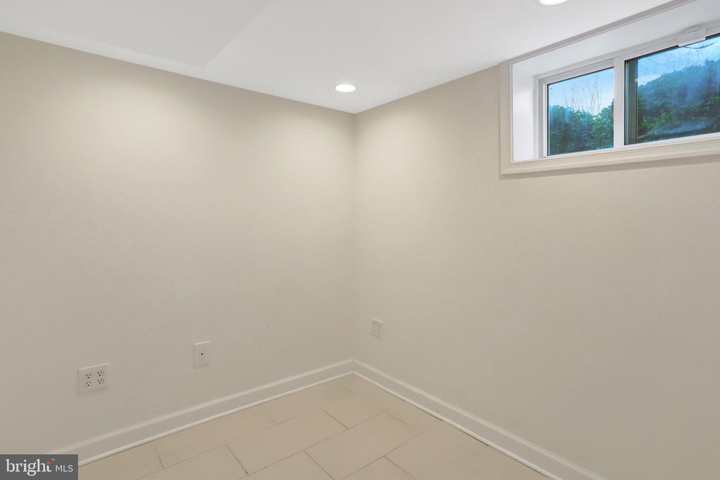 6070 WOOTEN DR, FALLS CHURCH, Virginia 22044, 3 Bedrooms Bedrooms, ,3 BathroomsBathrooms,Residential,For sale,6070 WOOTEN DR,VAFX2287604 MLS # VAFX2287604 6070 WOOTEN DR, FALLS CHURCH, Virginia 22044, 3 Bedrooms Bedrooms, ,3 BathroomsBathrooms,Residential,For sale,6070 WOOTEN DR,VAFX2287604 MLS # VAFX2287604