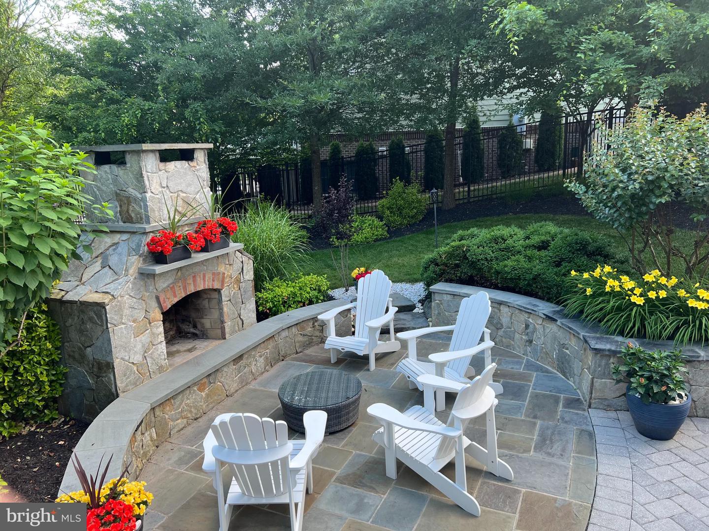 10321 LYNCH LN, OAKTON, Virginia 22124, 5 Bedrooms Bedrooms, ,4 BathroomsBathrooms,Residential,For sale,10321 LYNCH LN,VAFX2287752 MLS # VAFX2287752