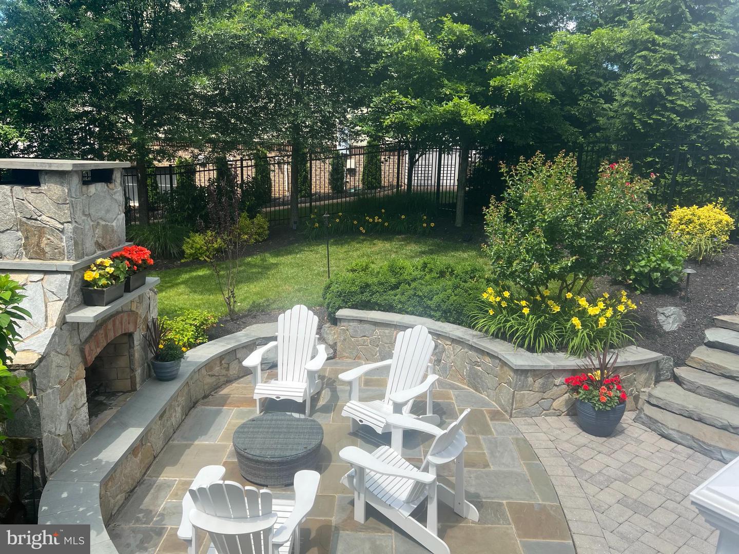 10321 LYNCH LN, OAKTON, Virginia 22124, 5 Bedrooms Bedrooms, ,4 BathroomsBathrooms,Residential,For sale,10321 LYNCH LN,VAFX2287752 MLS # VAFX2287752