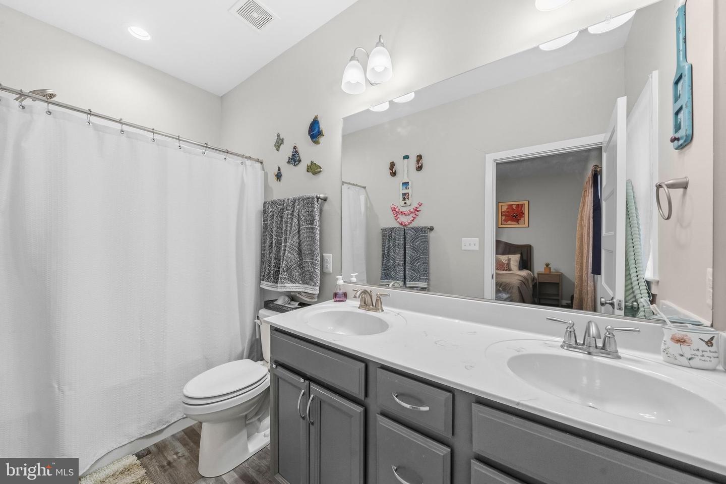 324 3RD ST, COLONIAL BEACH, Virginia 22443, 3 Bedrooms Bedrooms, ,2 BathroomsBathrooms,Residential,For sale,324 3RD ST,VAWE2010440 MLS # VAWE2010440