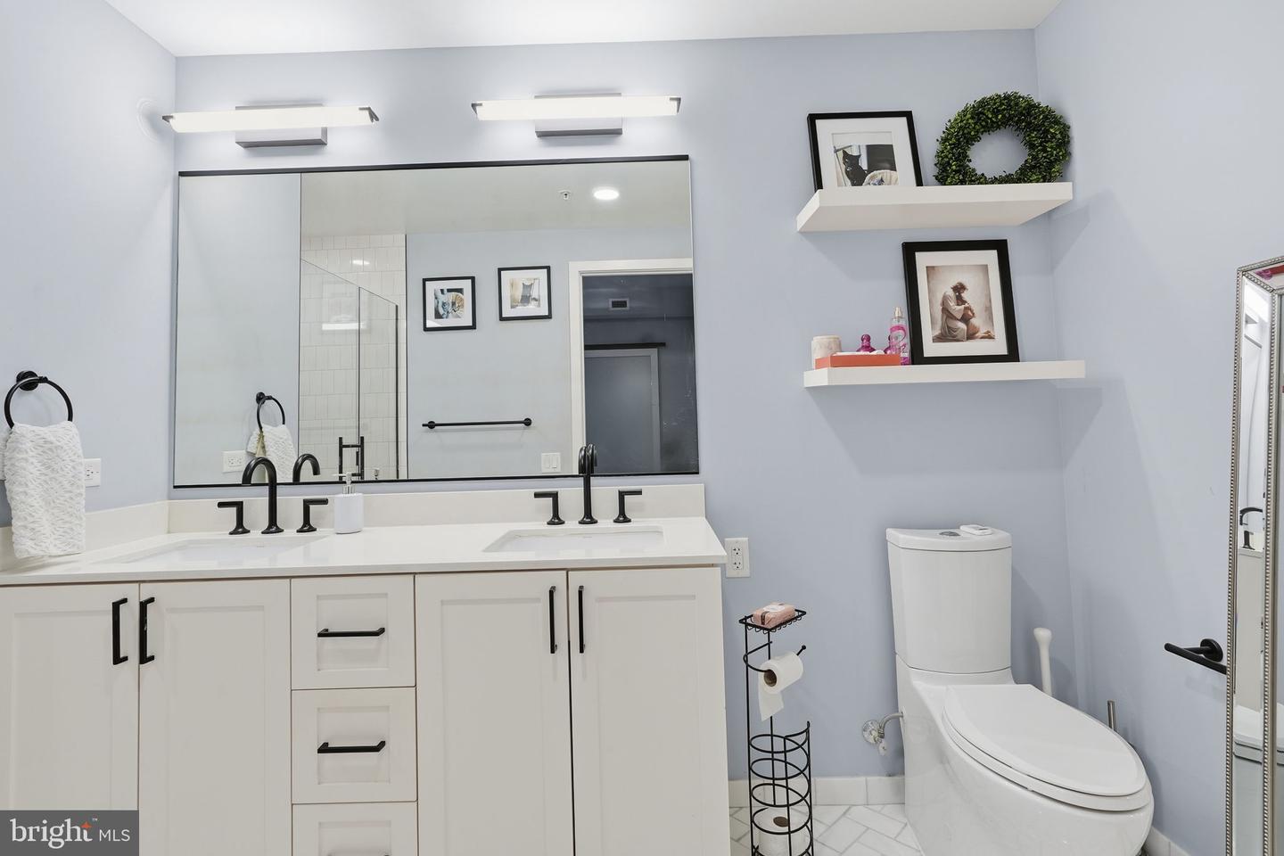 1211 VAN ST SE #1313, WASHINGTON, District Of Columbia 20003, 1 Bedroom Bedrooms, ,2 BathroomsBathrooms,Residential,For sale,1211 VAN ST SE #1313,DCDC2243600 MLS # DCDC2243600