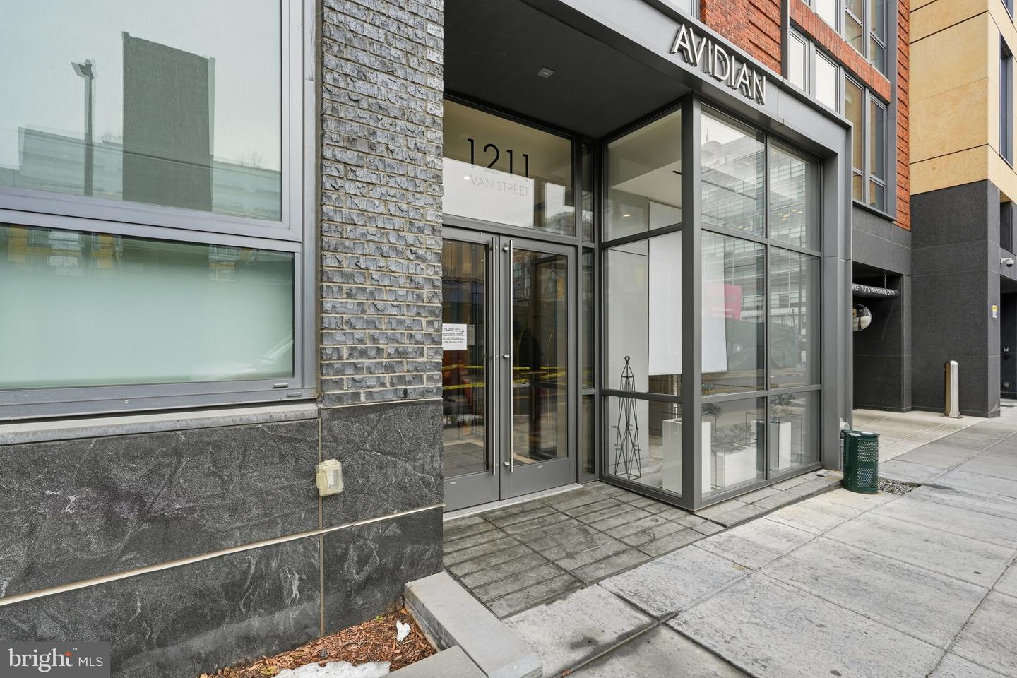 1211 VAN ST SE #1313, WASHINGTON, District Of Columbia 20003, 1 Bedroom Bedrooms, ,2 BathroomsBathrooms,Residential,For sale,1211 VAN ST SE #1313,DCDC2243600 MLS # DCDC2243600