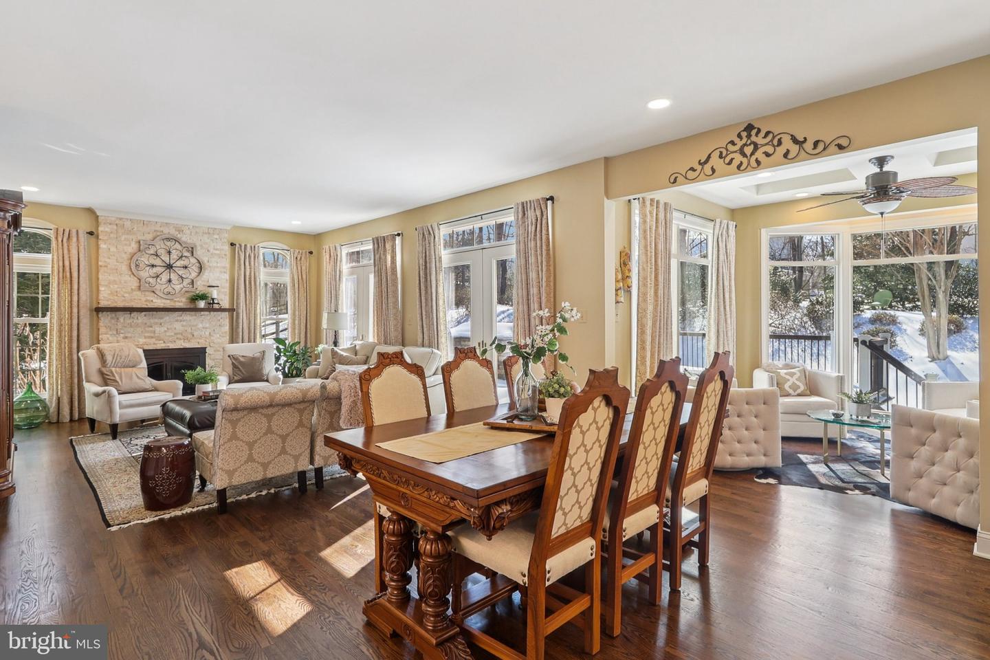 11186 LONGWOOD GROVE DR, RESTON, Virginia 20194, 5 Bedrooms Bedrooms, ,4 BathroomsBathrooms,Residential,For sale,11186 LONGWOOD GROVE DR,VAFX2287892 MLS # VAFX2287892