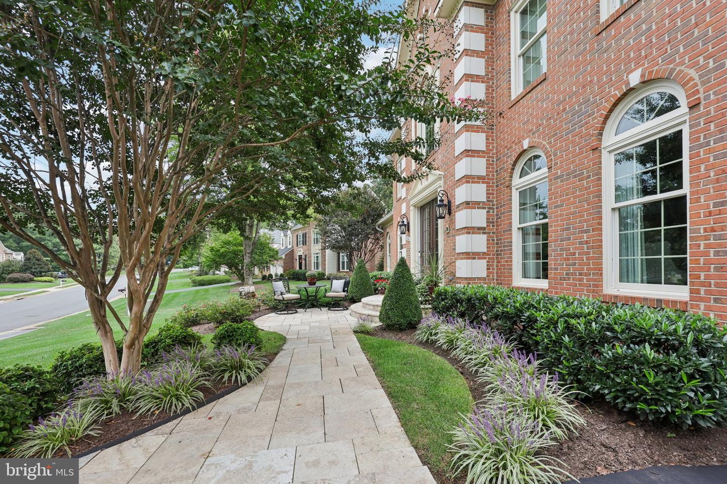 11186 LONGWOOD GROVE DR, RESTON, Virginia 20194, 5 Bedrooms Bedrooms, ,4 BathroomsBathrooms,Residential,For sale,11186 LONGWOOD GROVE DR,VAFX2287892 MLS # VAFX2287892