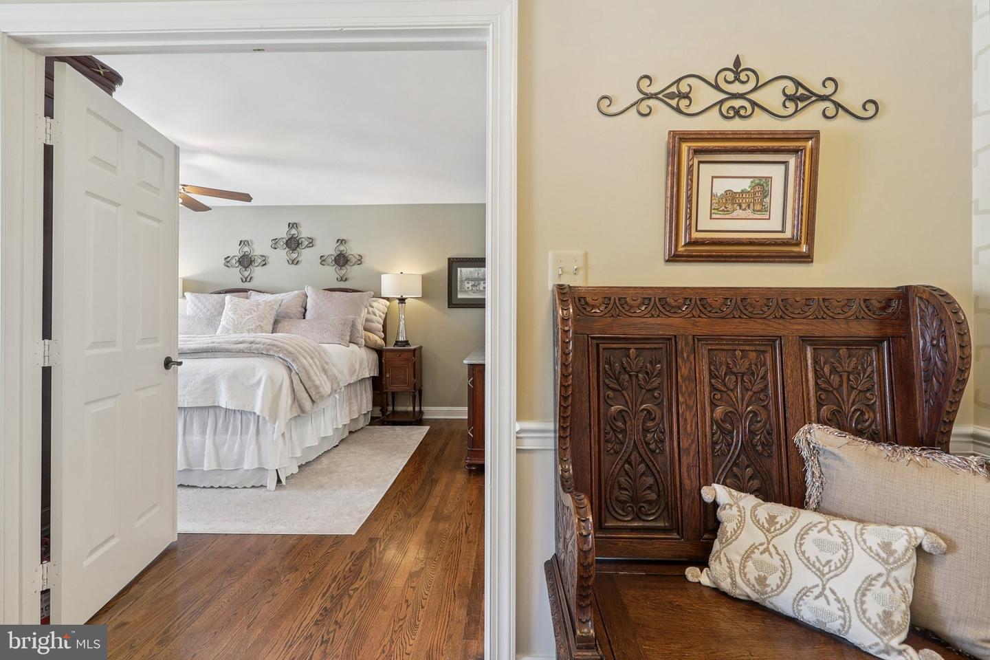 11186 LONGWOOD GROVE DR, RESTON, Virginia 20194, 5 Bedrooms Bedrooms, ,4 BathroomsBathrooms,Residential,For sale,11186 LONGWOOD GROVE DR,VAFX2287892 MLS # VAFX2287892