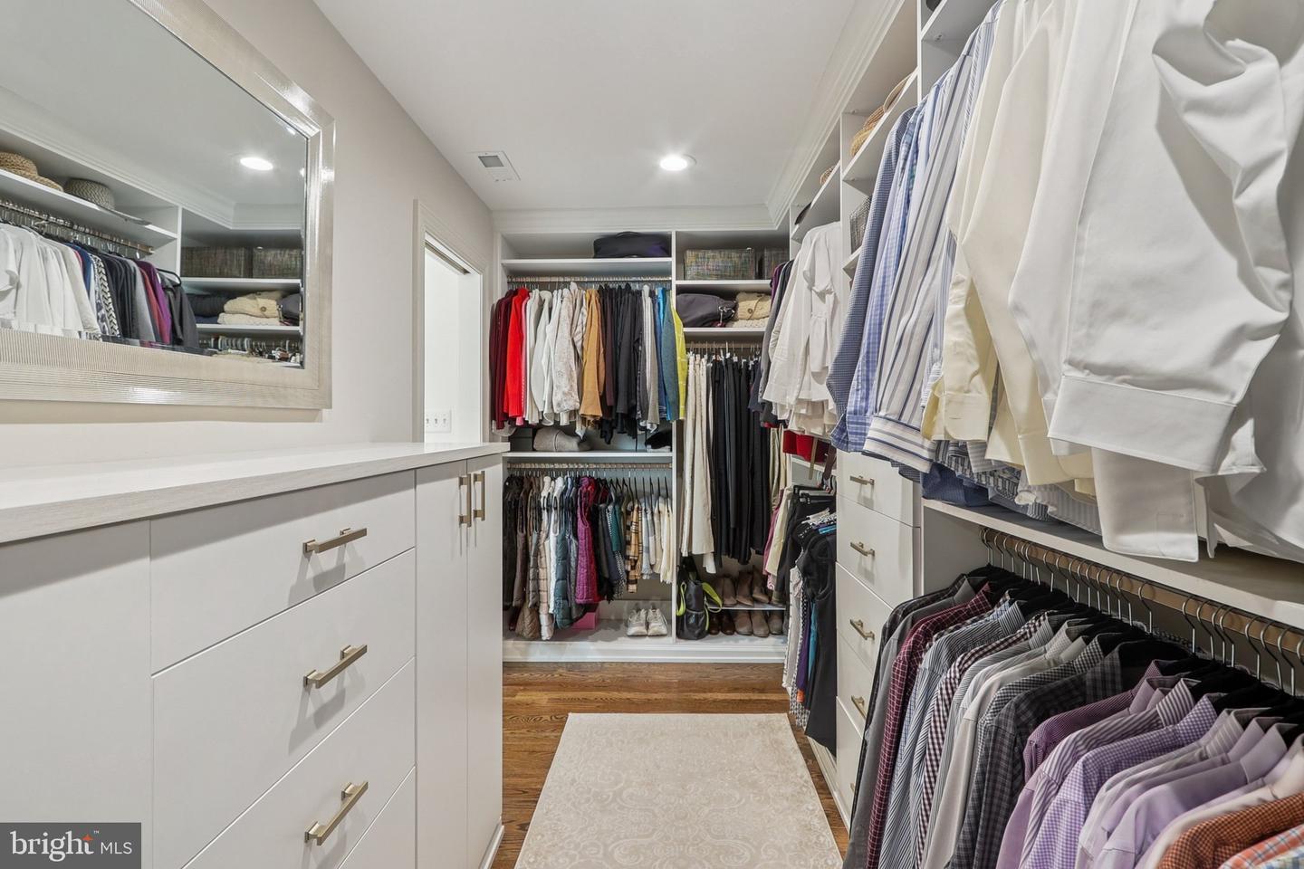 11186 LONGWOOD GROVE DR, RESTON, Virginia 20194, 5 Bedrooms Bedrooms, ,4 BathroomsBathrooms,Residential,For sale,11186 LONGWOOD GROVE DR,VAFX2287892 MLS # VAFX2287892