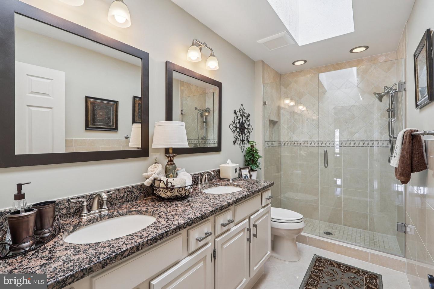 11186 LONGWOOD GROVE DR, RESTON, Virginia 20194, 5 Bedrooms Bedrooms, ,4 BathroomsBathrooms,Residential,For sale,11186 LONGWOOD GROVE DR,VAFX2287892 MLS # VAFX2287892