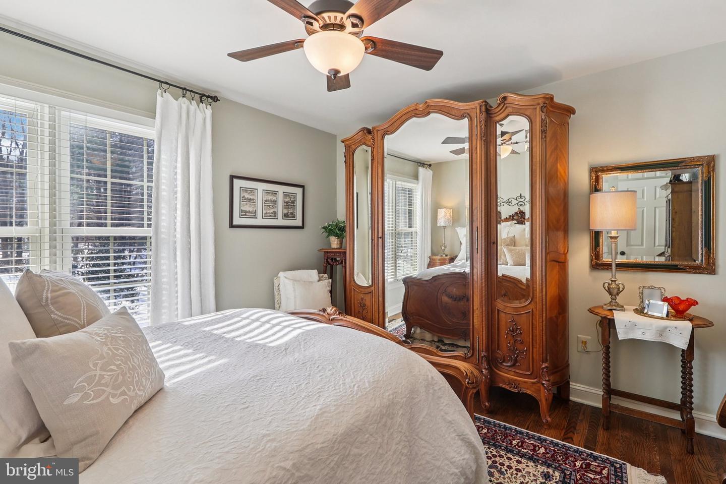 11186 LONGWOOD GROVE DR, RESTON, Virginia 20194, 5 Bedrooms Bedrooms, ,4 BathroomsBathrooms,Residential,For sale,11186 LONGWOOD GROVE DR,VAFX2287892 MLS # VAFX2287892