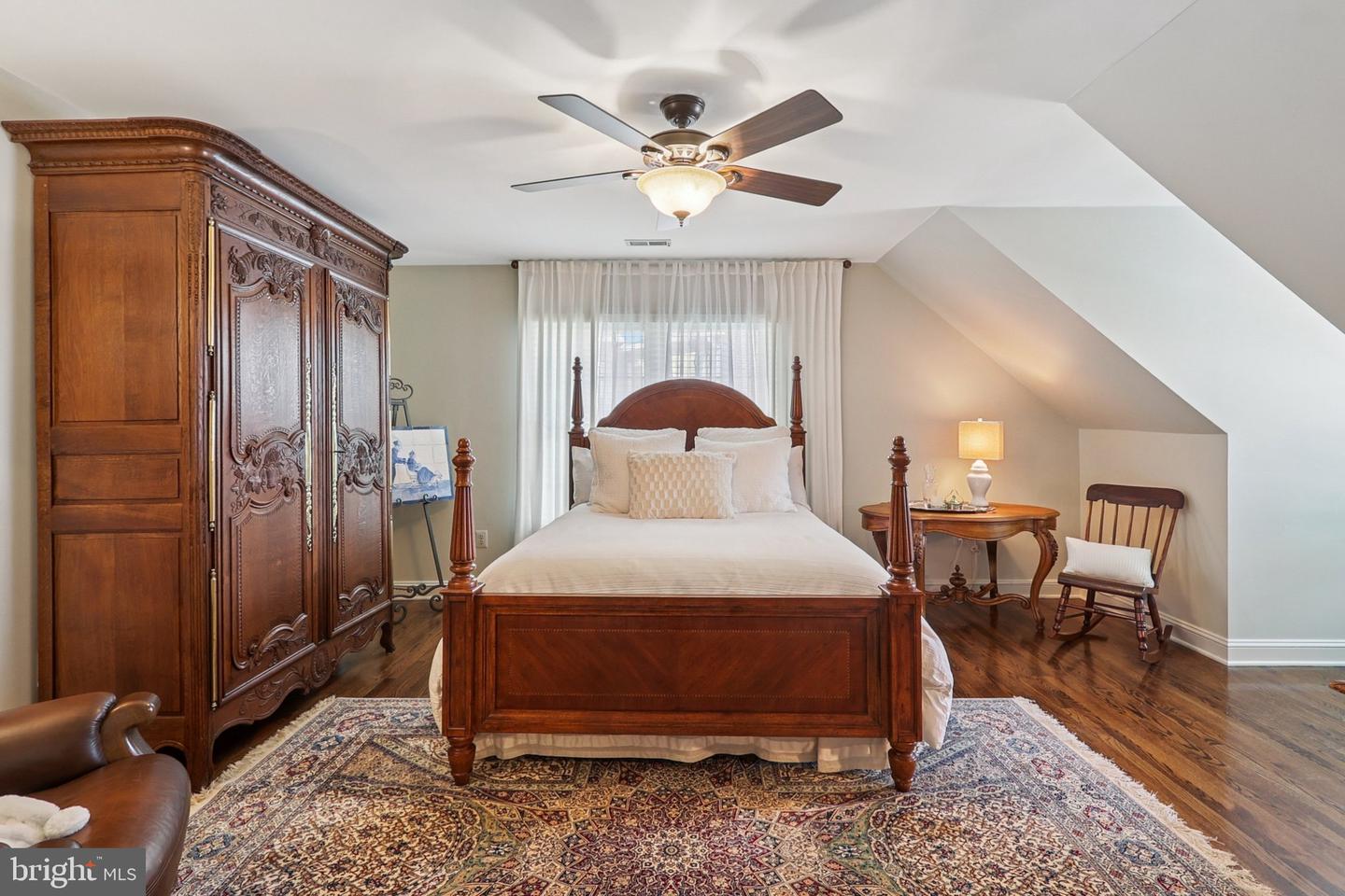 11186 LONGWOOD GROVE DR, RESTON, Virginia 20194, 5 Bedrooms Bedrooms, ,4 BathroomsBathrooms,Residential,For sale,11186 LONGWOOD GROVE DR,VAFX2287892 MLS # VAFX2287892