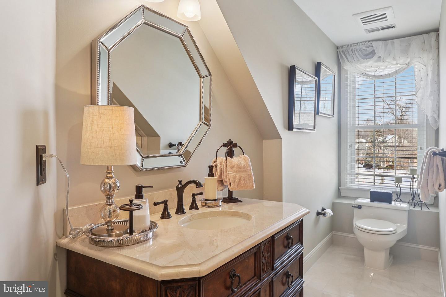 11186 LONGWOOD GROVE DR, RESTON, Virginia 20194, 5 Bedrooms Bedrooms, ,4 BathroomsBathrooms,Residential,For sale,11186 LONGWOOD GROVE DR,VAFX2287892 MLS # VAFX2287892