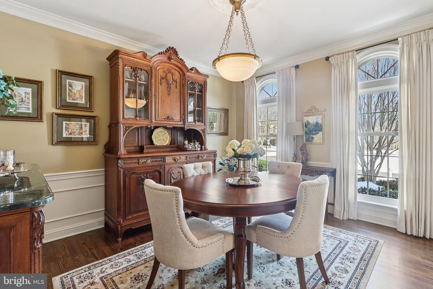 11186 LONGWOOD GROVE DR, RESTON, Virginia 20194, 5 Bedrooms Bedrooms, ,4 BathroomsBathrooms,Residential,For sale,11186 LONGWOOD GROVE DR,VAFX2287892 MLS # VAFX2287892