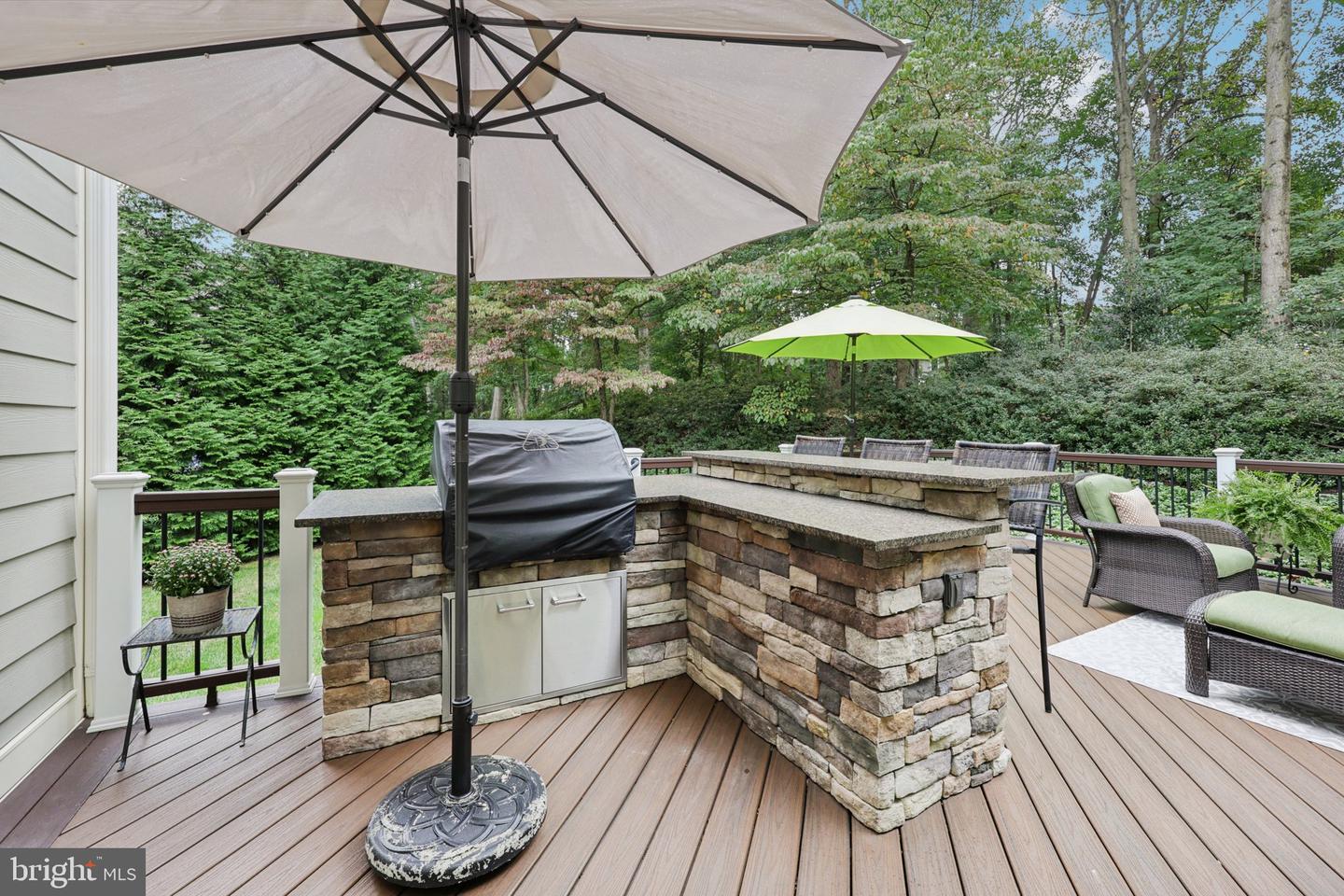 11186 LONGWOOD GROVE DR, RESTON, Virginia 20194, 5 Bedrooms Bedrooms, ,4 BathroomsBathrooms,Residential,For sale,11186 LONGWOOD GROVE DR,VAFX2287892 MLS # VAFX2287892