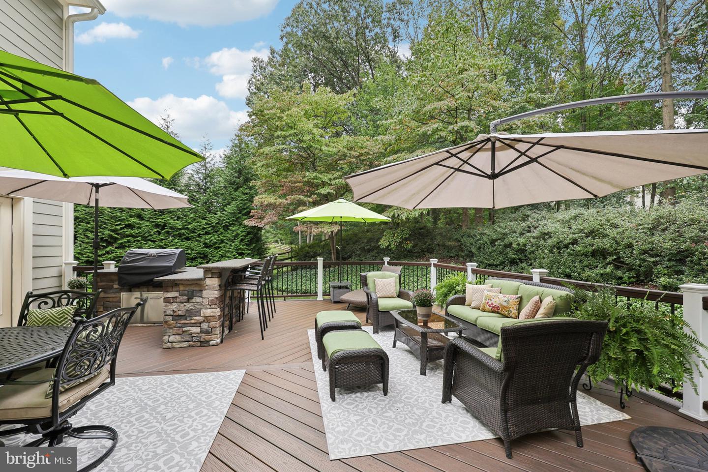 11186 LONGWOOD GROVE DR, RESTON, Virginia 20194, 5 Bedrooms Bedrooms, ,4 BathroomsBathrooms,Residential,For sale,11186 LONGWOOD GROVE DR,VAFX2287892 MLS # VAFX2287892