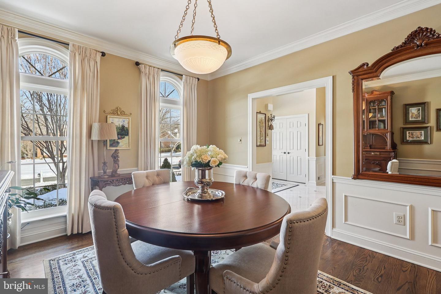 11186 LONGWOOD GROVE DR, RESTON, Virginia 20194, 5 Bedrooms Bedrooms, ,4 BathroomsBathrooms,Residential,For sale,11186 LONGWOOD GROVE DR,VAFX2287892 MLS # VAFX2287892