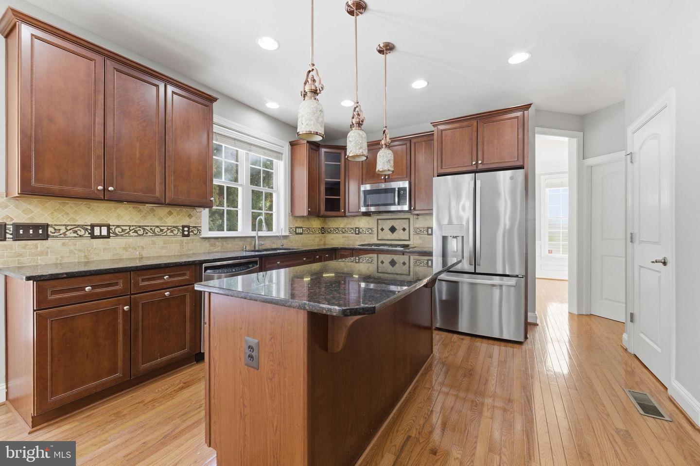 2781 MIDDLETON FARM, HERNDON, Virginia 20171, 4 Bedrooms Bedrooms, 23 Rooms Rooms,4 BathroomsBathrooms,Residential,For sale,2781 MIDDLETON FARM,VAFX2288148 MLS # VAFX2288148 2781 MIDDLETON FARM, HERNDON, Virginia 20171, 4 Bedrooms Bedrooms, 23 Rooms Rooms,4 BathroomsBathrooms,Residential,For sale,2781 MIDDLETON FARM,VAFX2288148 MLS # VAFX2288148