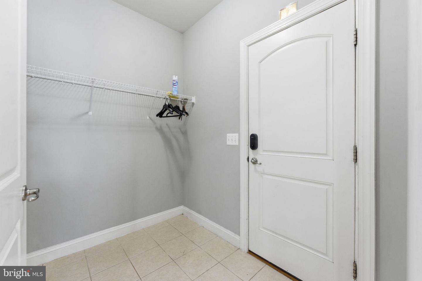 2781 MIDDLETON FARM, HERNDON, Virginia 20171, 4 Bedrooms Bedrooms, 23 Rooms Rooms,4 BathroomsBathrooms,Residential,For sale,2781 MIDDLETON FARM,VAFX2288148 MLS # VAFX2288148 2781 MIDDLETON FARM, HERNDON, Virginia 20171, 4 Bedrooms Bedrooms, 23 Rooms Rooms,4 BathroomsBathrooms,Residential,For sale,2781 MIDDLETON FARM,VAFX2288148 MLS # VAFX2288148