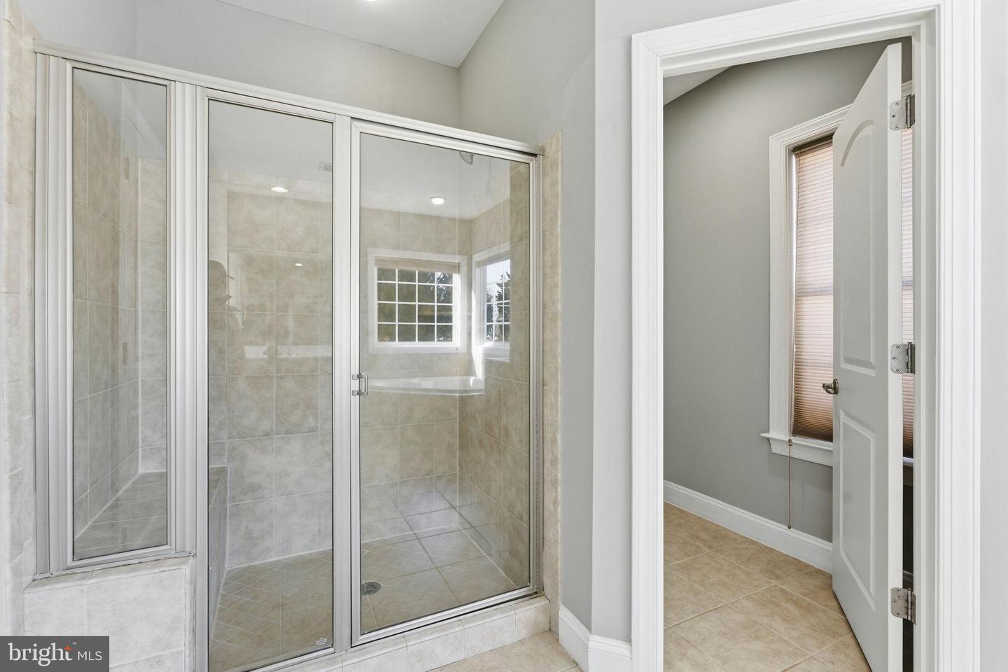 2781 MIDDLETON FARM, HERNDON, Virginia 20171, 4 Bedrooms Bedrooms, 23 Rooms Rooms,4 BathroomsBathrooms,Residential,For sale,2781 MIDDLETON FARM,VAFX2288148 MLS # VAFX2288148 2781 MIDDLETON FARM, HERNDON, Virginia 20171, 4 Bedrooms Bedrooms, 23 Rooms Rooms,4 BathroomsBathrooms,Residential,For sale,2781 MIDDLETON FARM,VAFX2288148 MLS # VAFX2288148