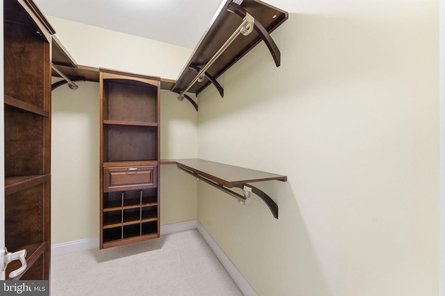 2781 MIDDLETON FARM, HERNDON, Virginia 20171, 4 Bedrooms Bedrooms, 23 Rooms Rooms,4 BathroomsBathrooms,Residential,For sale,2781 MIDDLETON FARM,VAFX2288148 MLS # VAFX2288148 2781 MIDDLETON FARM, HERNDON, Virginia 20171, 4 Bedrooms Bedrooms, 23 Rooms Rooms,4 BathroomsBathrooms,Residential,For sale,2781 MIDDLETON FARM,VAFX2288148 MLS # VAFX2288148