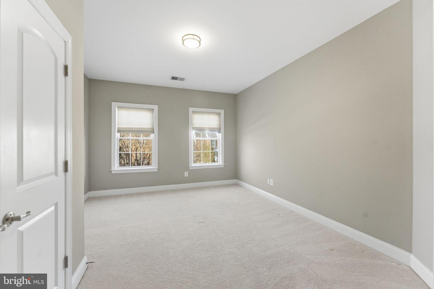 2781 MIDDLETON FARM, HERNDON, Virginia 20171, 4 Bedrooms Bedrooms, 23 Rooms Rooms,4 BathroomsBathrooms,Residential,For sale,2781 MIDDLETON FARM,VAFX2288148 MLS # VAFX2288148 2781 MIDDLETON FARM, HERNDON, Virginia 20171, 4 Bedrooms Bedrooms, 23 Rooms Rooms,4 BathroomsBathrooms,Residential,For sale,2781 MIDDLETON FARM,VAFX2288148 MLS # VAFX2288148