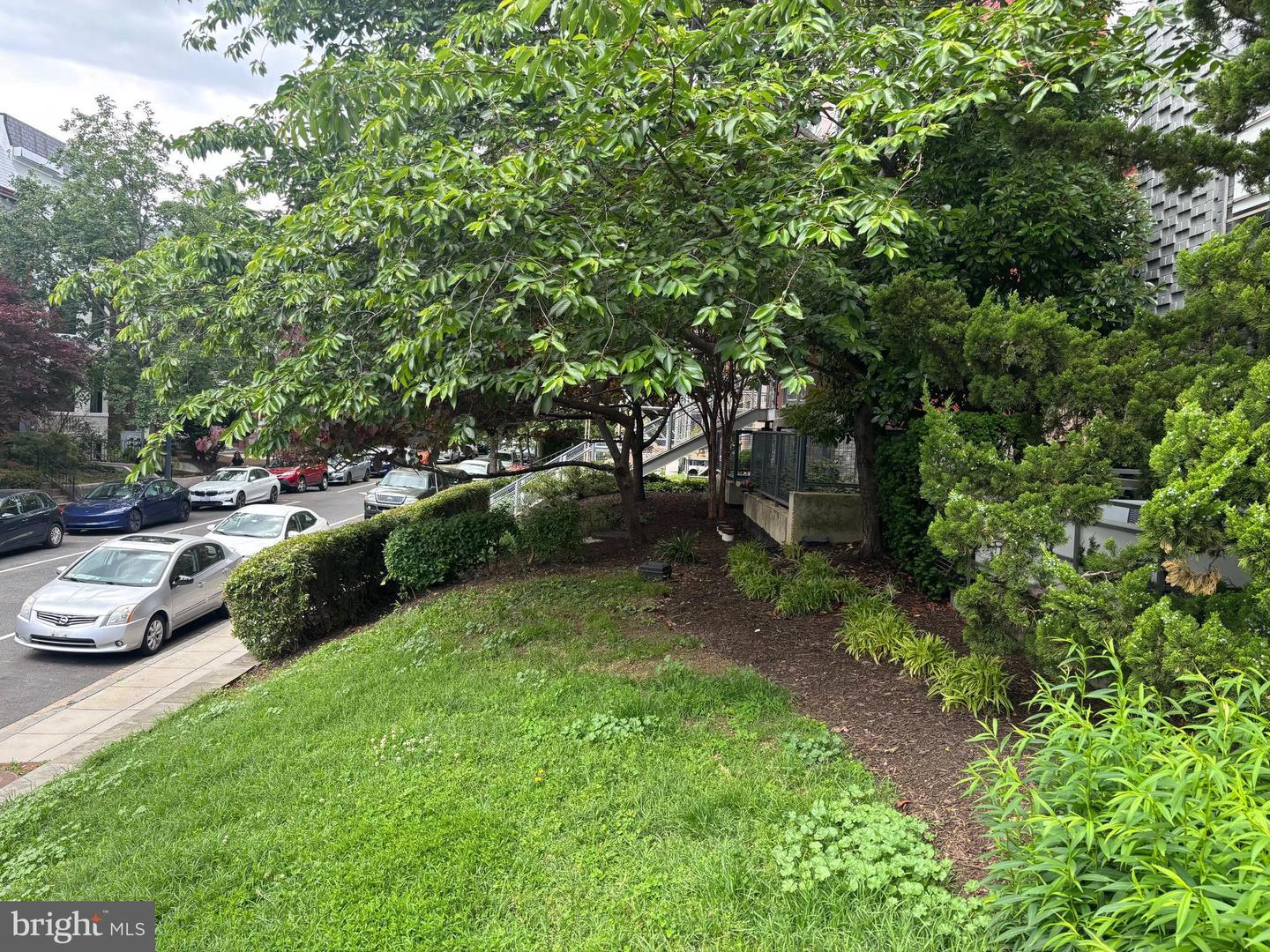 1439 CHAPIN ST NW #303, WASHINGTON, District Of Columbia 20009, 2 Bedrooms Bedrooms, ,2 BathroomsBathrooms,Residential,For sale,1439 CHAPIN ST NW #303,DCDC2243892 MLS # DCDC2243892