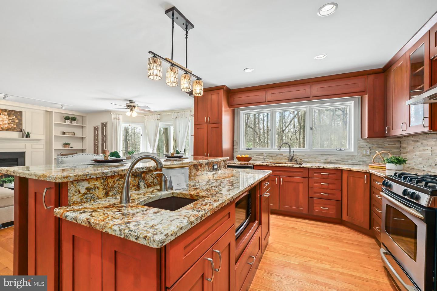 11573 HEMINGWAY DR, RESTON, Virginia 20194, 3 Bedrooms Bedrooms, ,2 BathroomsBathrooms,Residential,For sale,11573 HEMINGWAY DR,VAFX2288266 MLS # VAFX2288266 11573 HEMINGWAY DR, RESTON, Virginia 20194, 3 Bedrooms Bedrooms, ,2 BathroomsBathrooms,Residential,For sale,11573 HEMINGWAY DR,VAFX2288266 MLS # VAFX2288266