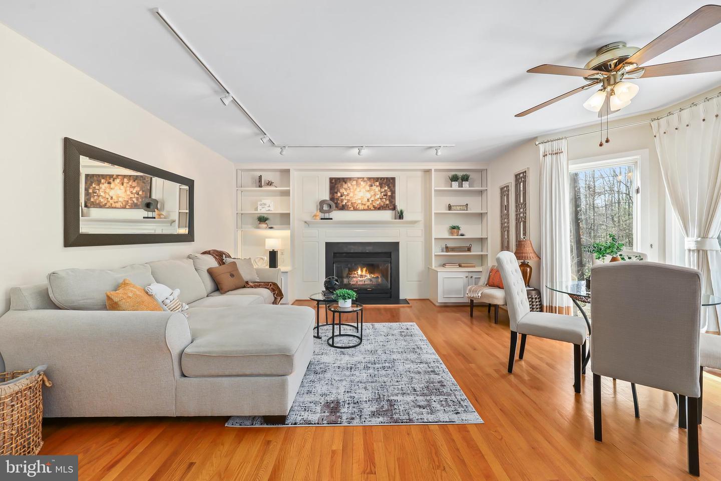 11573 HEMINGWAY DR, RESTON, Virginia 20194, 3 Bedrooms Bedrooms, ,2 BathroomsBathrooms,Residential,For sale,11573 HEMINGWAY DR,VAFX2288266 MLS # VAFX2288266 11573 HEMINGWAY DR, RESTON, Virginia 20194, 3 Bedrooms Bedrooms, ,2 BathroomsBathrooms,Residential,For sale,11573 HEMINGWAY DR,VAFX2288266 MLS # VAFX2288266