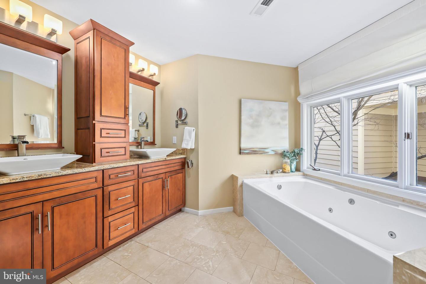 11573 HEMINGWAY DR, RESTON, Virginia 20194, 3 Bedrooms Bedrooms, ,2 BathroomsBathrooms,Residential,For sale,11573 HEMINGWAY DR,VAFX2288266 MLS # VAFX2288266 11573 HEMINGWAY DR, RESTON, Virginia 20194, 3 Bedrooms Bedrooms, ,2 BathroomsBathrooms,Residential,For sale,11573 HEMINGWAY DR,VAFX2288266 MLS # VAFX2288266