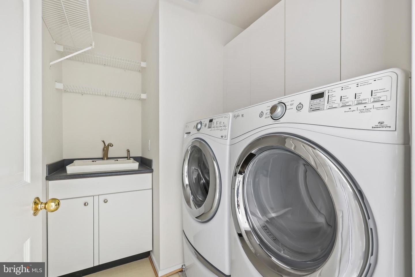 11573 HEMINGWAY DR, RESTON, Virginia 20194, 3 Bedrooms Bedrooms, ,2 BathroomsBathrooms,Residential,For sale,11573 HEMINGWAY DR,VAFX2288266 MLS # VAFX2288266 11573 HEMINGWAY DR, RESTON, Virginia 20194, 3 Bedrooms Bedrooms, ,2 BathroomsBathrooms,Residential,For sale,11573 HEMINGWAY DR,VAFX2288266 MLS # VAFX2288266