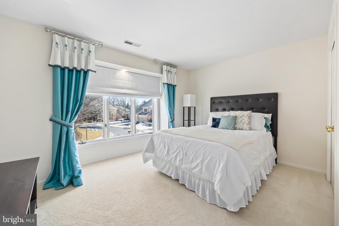 11573 HEMINGWAY DR, RESTON, Virginia 20194, 3 Bedrooms Bedrooms, ,2 BathroomsBathrooms,Residential,For sale,11573 HEMINGWAY DR,VAFX2288266 MLS # VAFX2288266 11573 HEMINGWAY DR, RESTON, Virginia 20194, 3 Bedrooms Bedrooms, ,2 BathroomsBathrooms,Residential,For sale,11573 HEMINGWAY DR,VAFX2288266 MLS # VAFX2288266