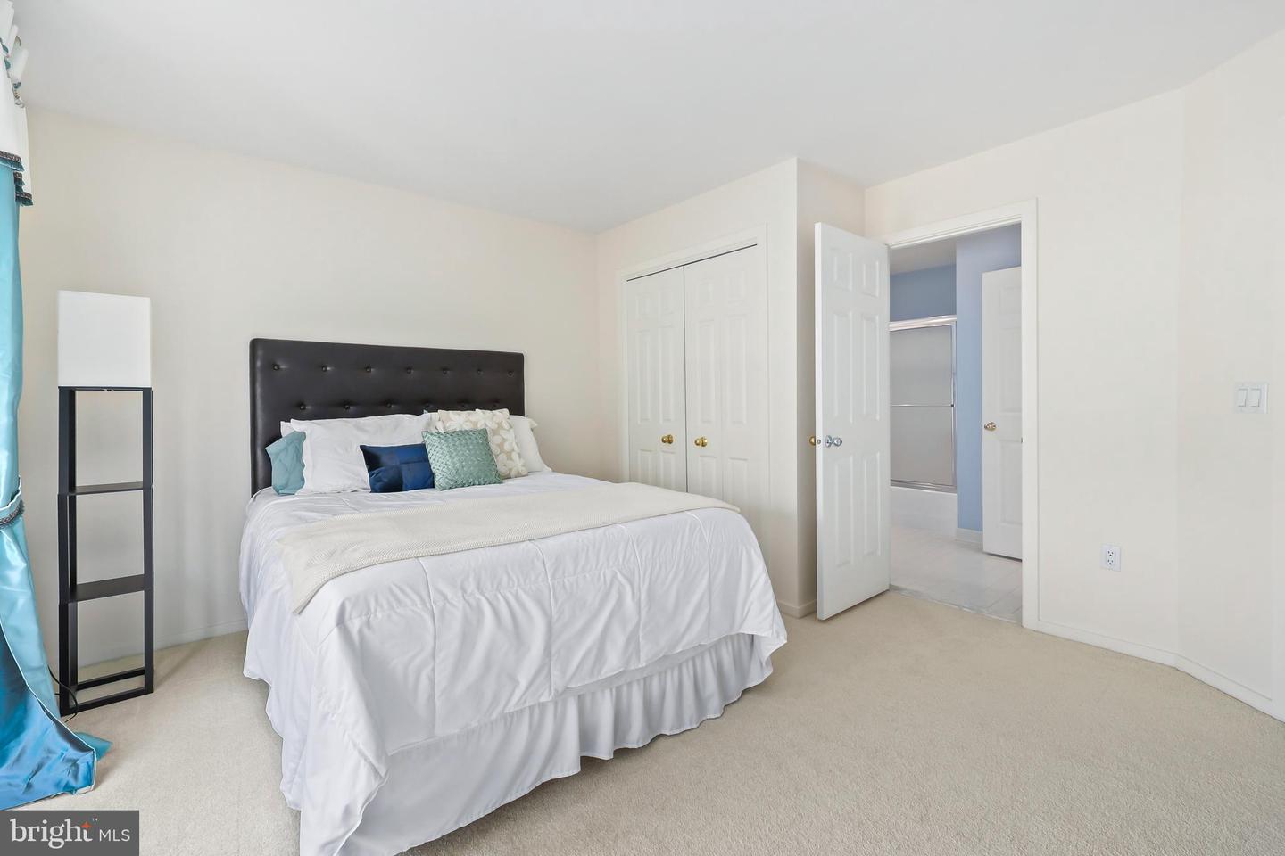 11573 HEMINGWAY DR, RESTON, Virginia 20194, 3 Bedrooms Bedrooms, ,2 BathroomsBathrooms,Residential,For sale,11573 HEMINGWAY DR,VAFX2288266 MLS # VAFX2288266 11573 HEMINGWAY DR, RESTON, Virginia 20194, 3 Bedrooms Bedrooms, ,2 BathroomsBathrooms,Residential,For sale,11573 HEMINGWAY DR,VAFX2288266 MLS # VAFX2288266