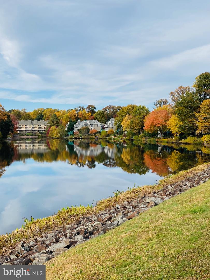 11573 HEMINGWAY DR, RESTON, Virginia 20194, 3 Bedrooms Bedrooms, ,2 BathroomsBathrooms,Residential,For sale,11573 HEMINGWAY DR,VAFX2288266 MLS # VAFX2288266 11573 HEMINGWAY DR, RESTON, Virginia 20194, 3 Bedrooms Bedrooms, ,2 BathroomsBathrooms,Residential,For sale,11573 HEMINGWAY DR,VAFX2288266 MLS # VAFX2288266