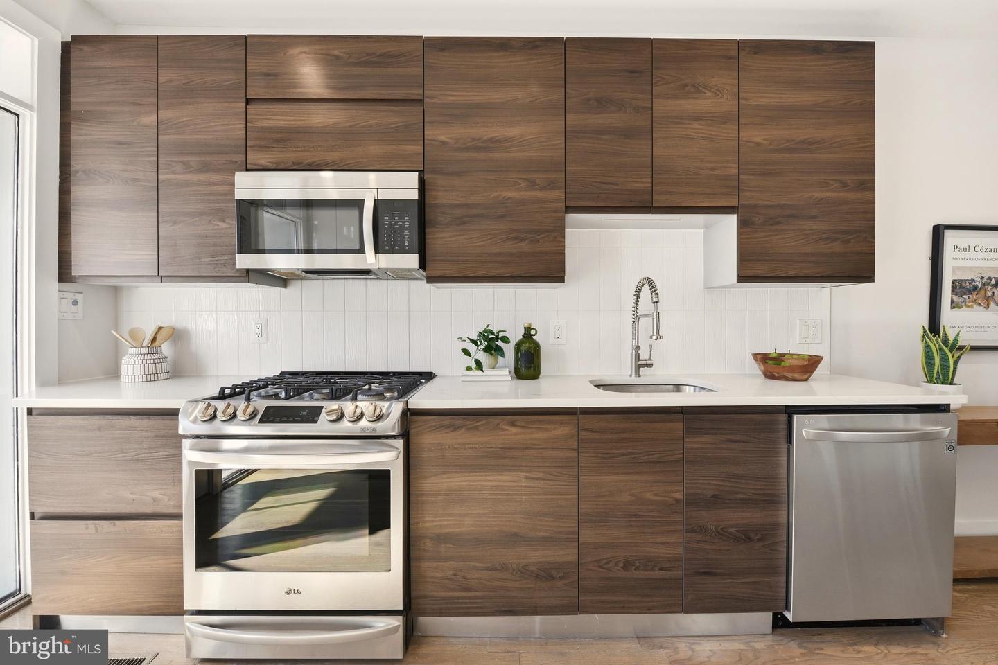 27 QUINCY PL NE #1, WASHINGTON, District Of Columbia 20002, 2 Bedrooms Bedrooms, ,2 BathroomsBathrooms,Residential,For sale,27 QUINCY PL NE #1,DCDC2244232 MLS # DCDC2244232 27 QUINCY PL NE #1, WASHINGTON, District Of Columbia 20002, 2 Bedrooms Bedrooms, ,2 BathroomsBathrooms,Residential,For sale,27 QUINCY PL NE #1,DCDC2244232 MLS # DCDC2244232