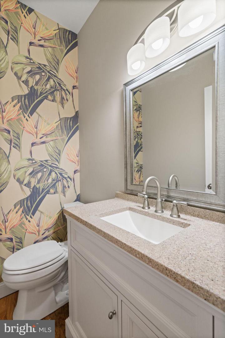 515 TOBACCO QUAY, ALEXANDRIA, Virginia 22314, 1 Bedroom Bedrooms, ,1 BathroomBathrooms,Residential,For sale,515 TOBACCO QUAY,VAAX2053704 MLS # VAAX2053704