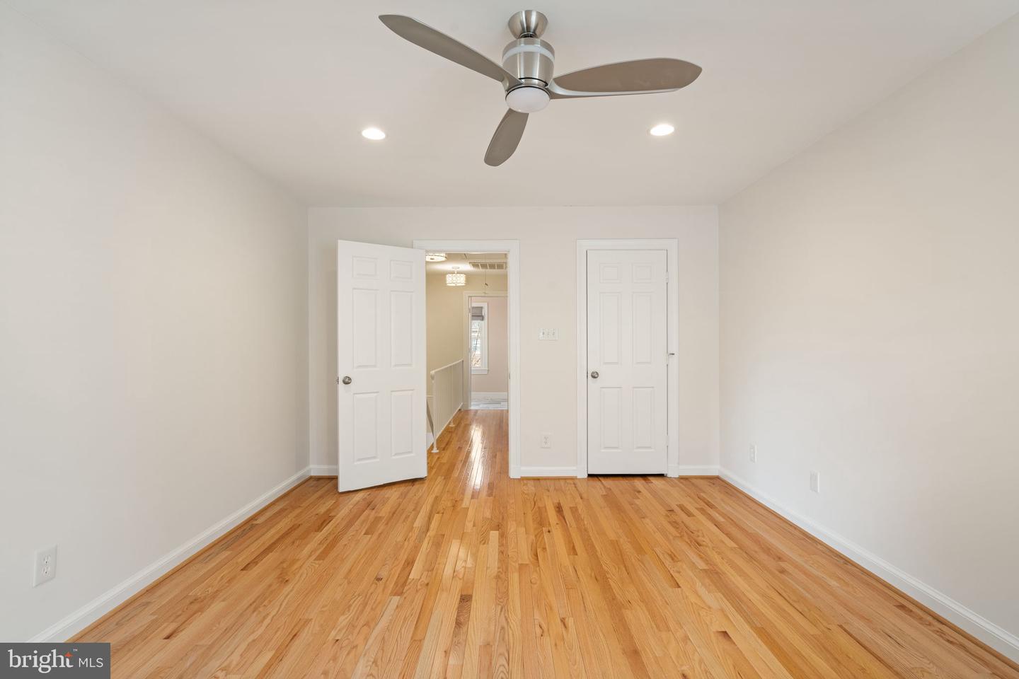 515 TOBACCO QUAY, ALEXANDRIA, Virginia 22314, 1 Bedroom Bedrooms, ,1 BathroomBathrooms,Residential,For sale,515 TOBACCO QUAY,VAAX2053704 MLS # VAAX2053704