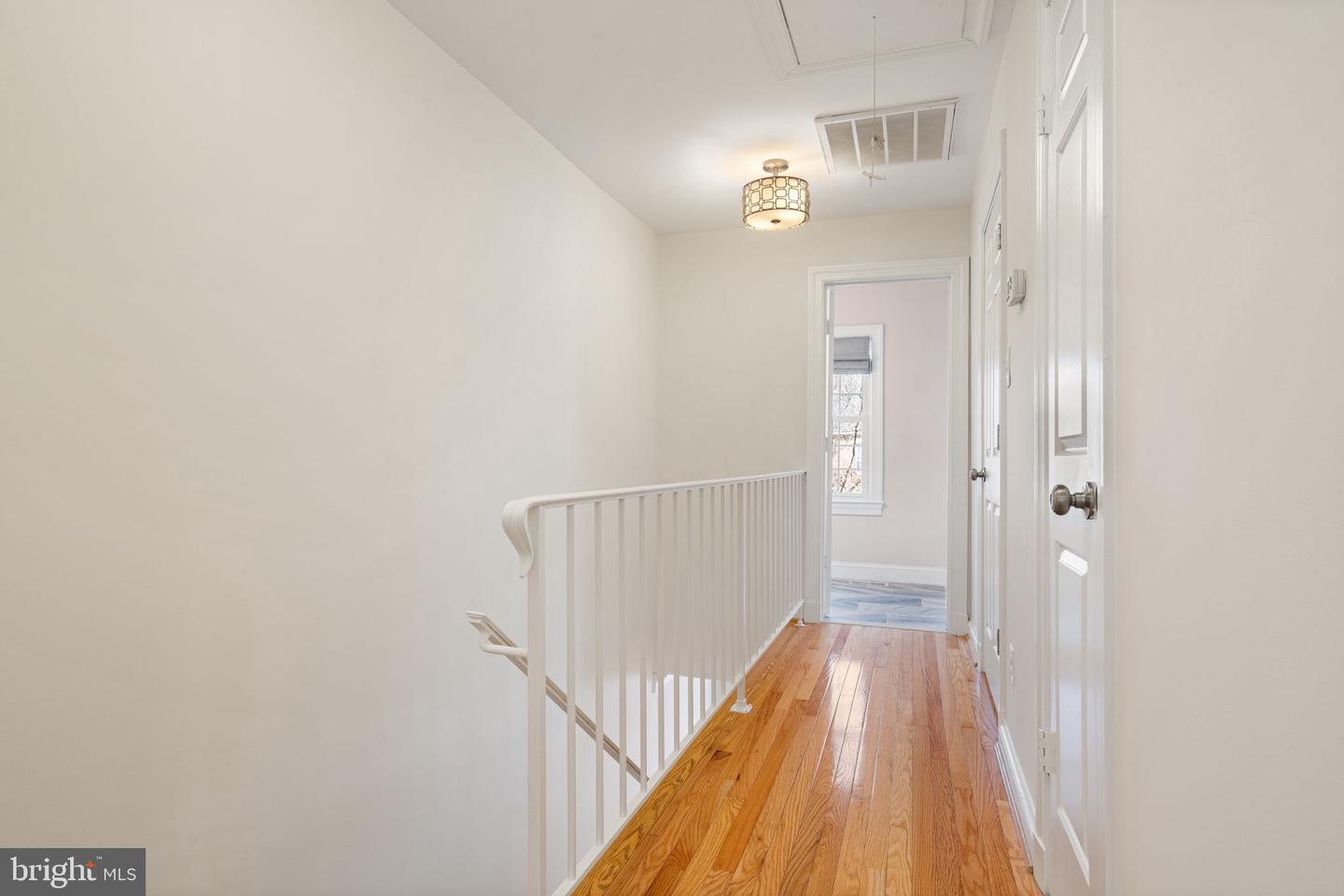 515 TOBACCO QUAY, ALEXANDRIA, Virginia 22314, 1 Bedroom Bedrooms, ,1 BathroomBathrooms,Residential,For sale,515 TOBACCO QUAY,VAAX2053704 MLS # VAAX2053704