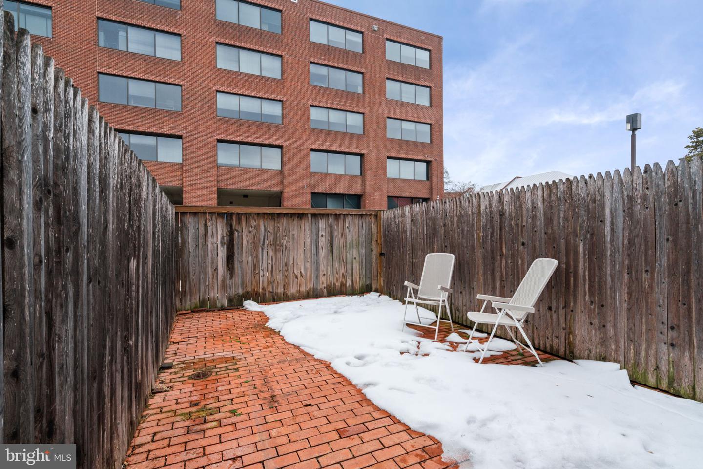 515 TOBACCO QUAY, ALEXANDRIA, Virginia 22314, 1 Bedroom Bedrooms, ,1 BathroomBathrooms,Residential,For sale,515 TOBACCO QUAY,VAAX2053704 MLS # VAAX2053704