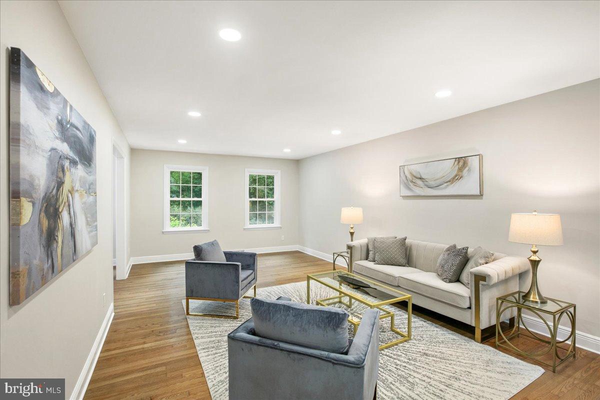 11603 VIRGATE LN, RESTON, Virginia 20191, 5 Bedrooms Bedrooms, 18 Rooms Rooms,4 BathroomsBathrooms,Residential,For sale,11603 VIRGATE LN,VAFX2288668 MLS # VAFX2288668