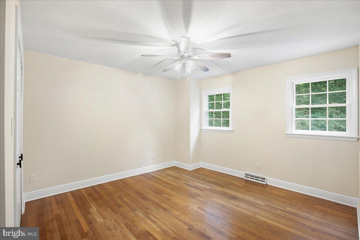 11603 VIRGATE LN, RESTON, Virginia 20191, 5 Bedrooms Bedrooms, 18 Rooms Rooms,4 BathroomsBathrooms,Residential,For sale,11603 VIRGATE LN,VAFX2288668 MLS # VAFX2288668