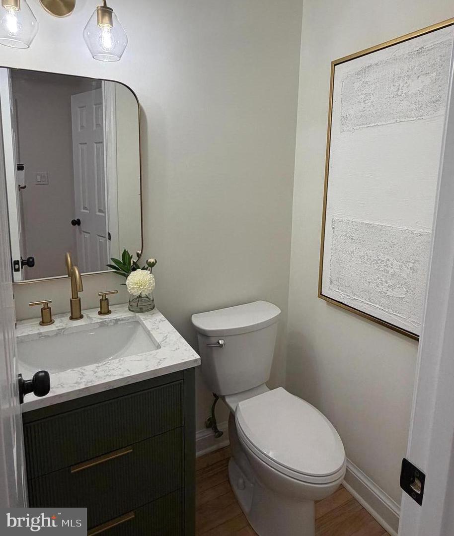 6634 MADISON MCLEAN DR, MCLEAN, Virginia 22101, 3 Bedrooms Bedrooms, ,3 BathroomsBathrooms,Residential,For sale,6634 MADISON MCLEAN DR,VAFX2288710 MLS # VAFX2288710