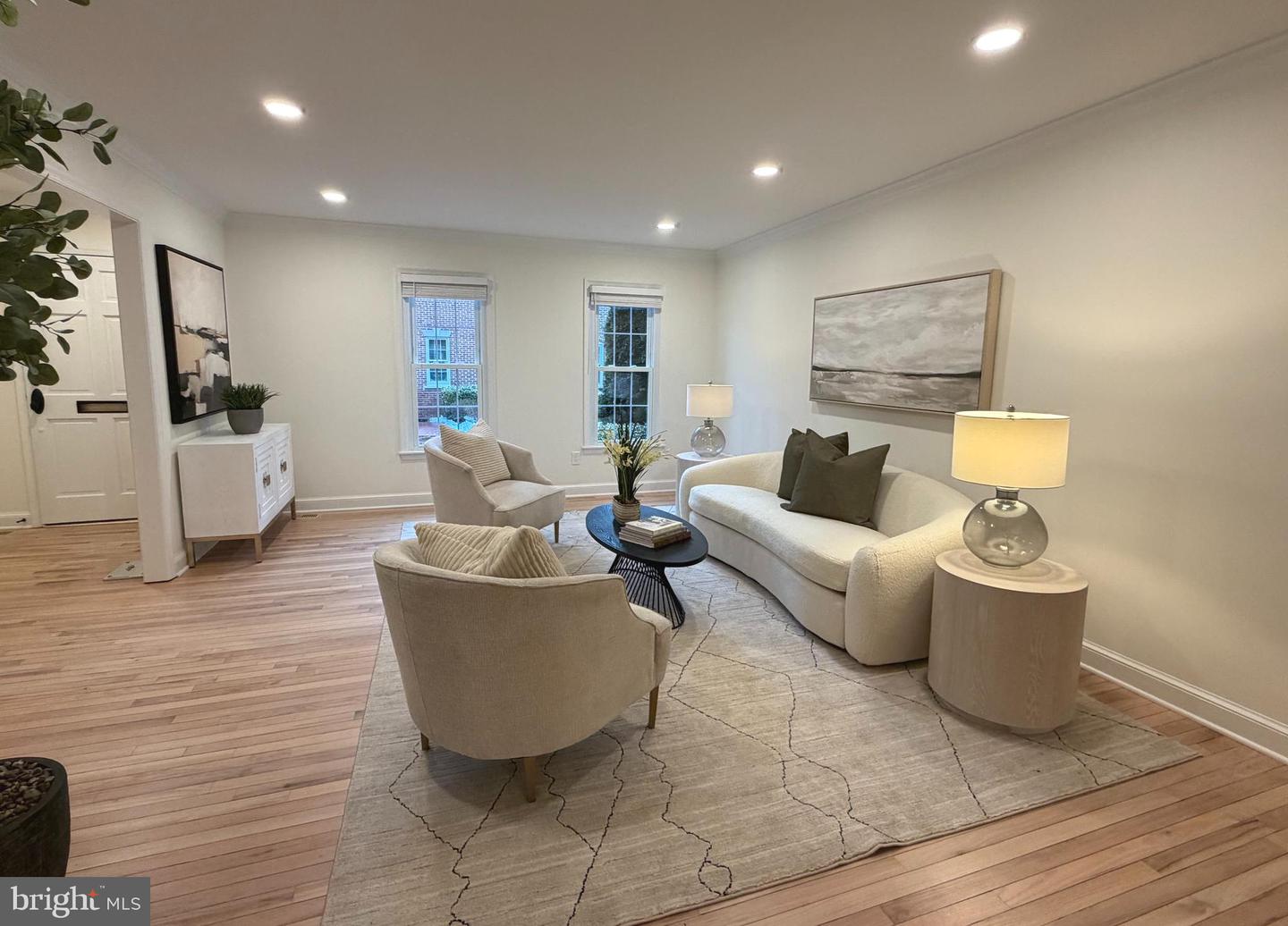 6634 MADISON MCLEAN DR, MCLEAN, Virginia 22101, 3 Bedrooms Bedrooms, ,3 BathroomsBathrooms,Residential,For sale,6634 MADISON MCLEAN DR,VAFX2288710 MLS # VAFX2288710